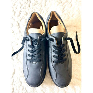 NWOT Nurse Mates Womens Andover Low Top Lace Up Sneakers Black Size 10W